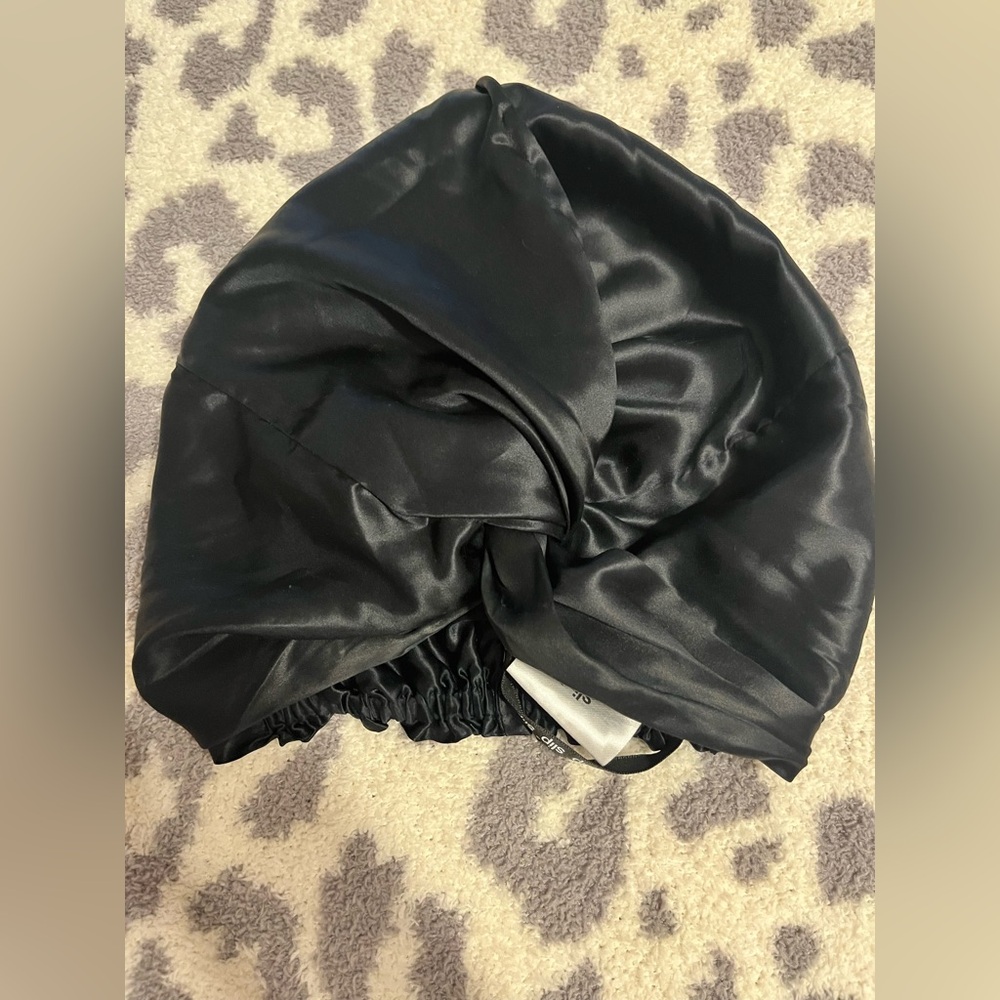 EUC Slip Turban